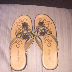 Easy Street tan women’s sandals